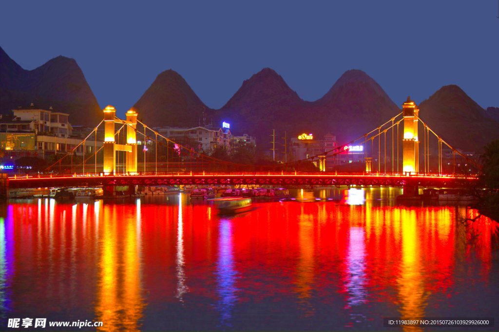 桂林丽泽桥夜景