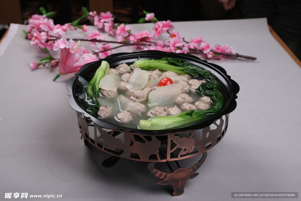 冬瓜汆丸子