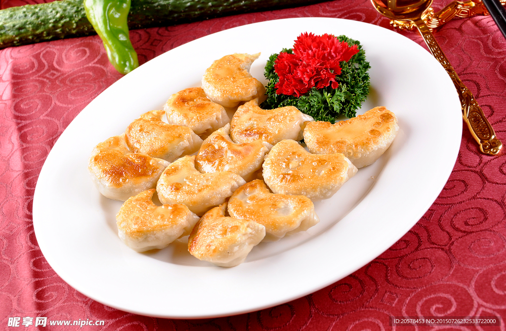 锅贴饺