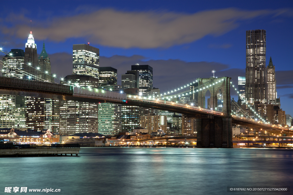 纽约现代都市夜景