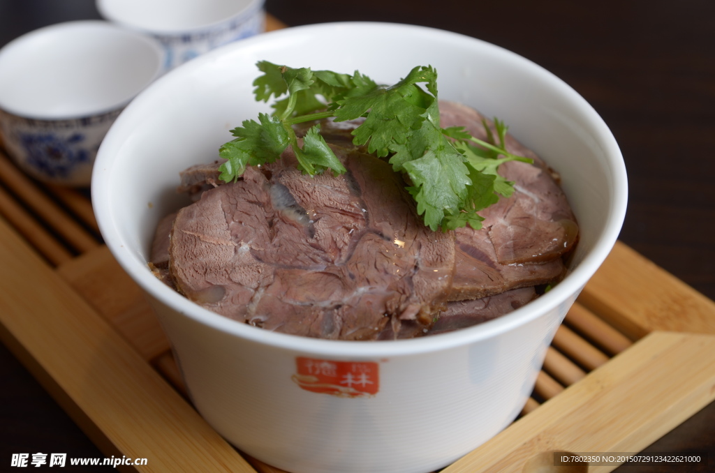 凉拌牛肉