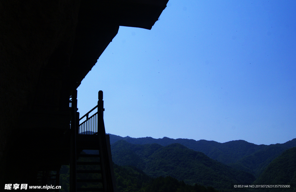 麦积山石窟