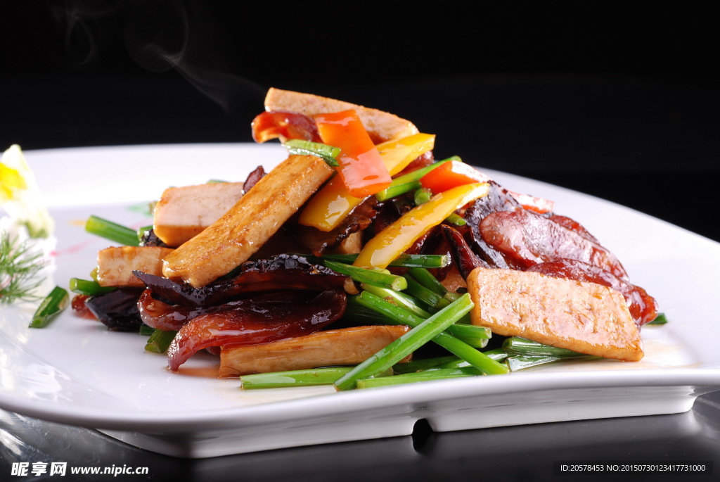 腊肉炒豆腐