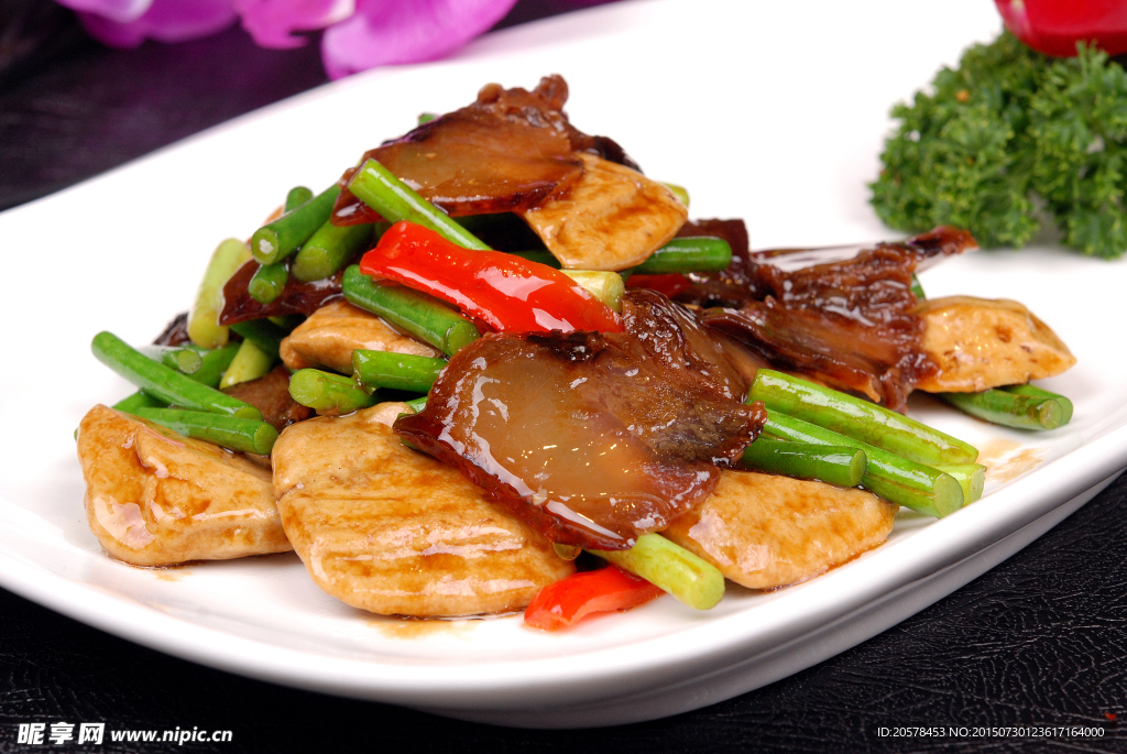 腊肉炒熏干