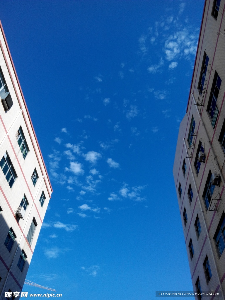 蓝色天空