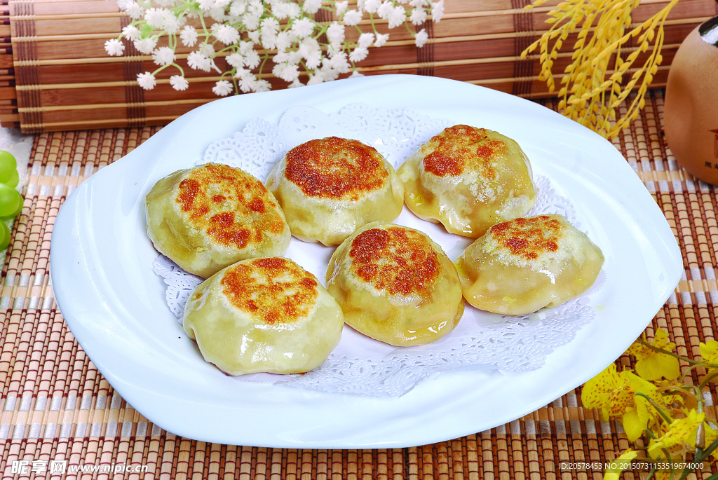 煎玉米粒肉包