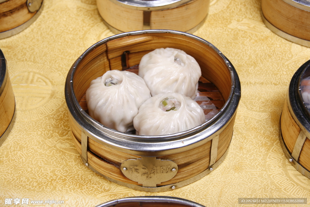 秘制小笼包