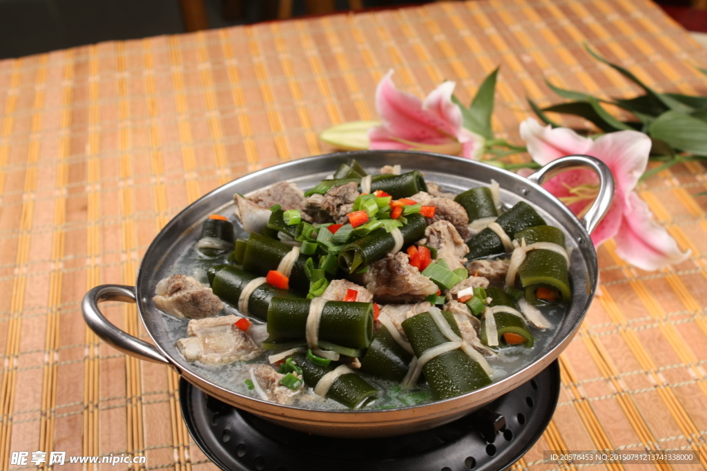 脊骨海带炖黄豆