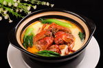 六月黄炖鱼肉丸