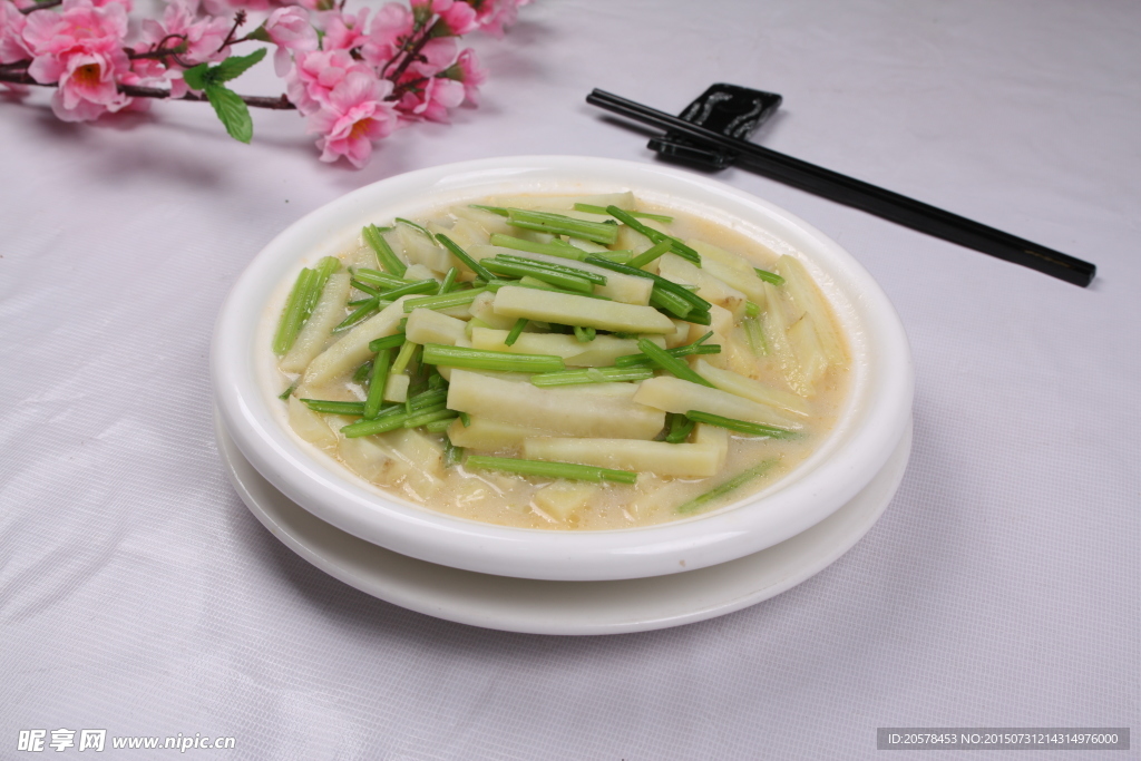 马家沟芹菜炖土豆条