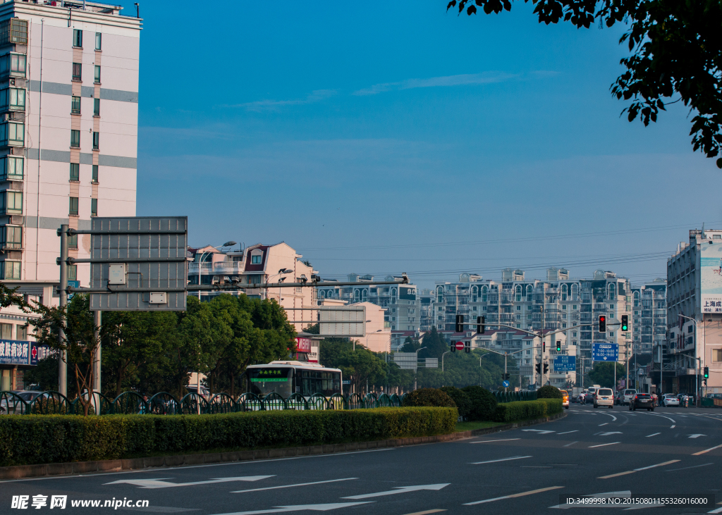上海浦东早晨