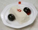 松花豆腐