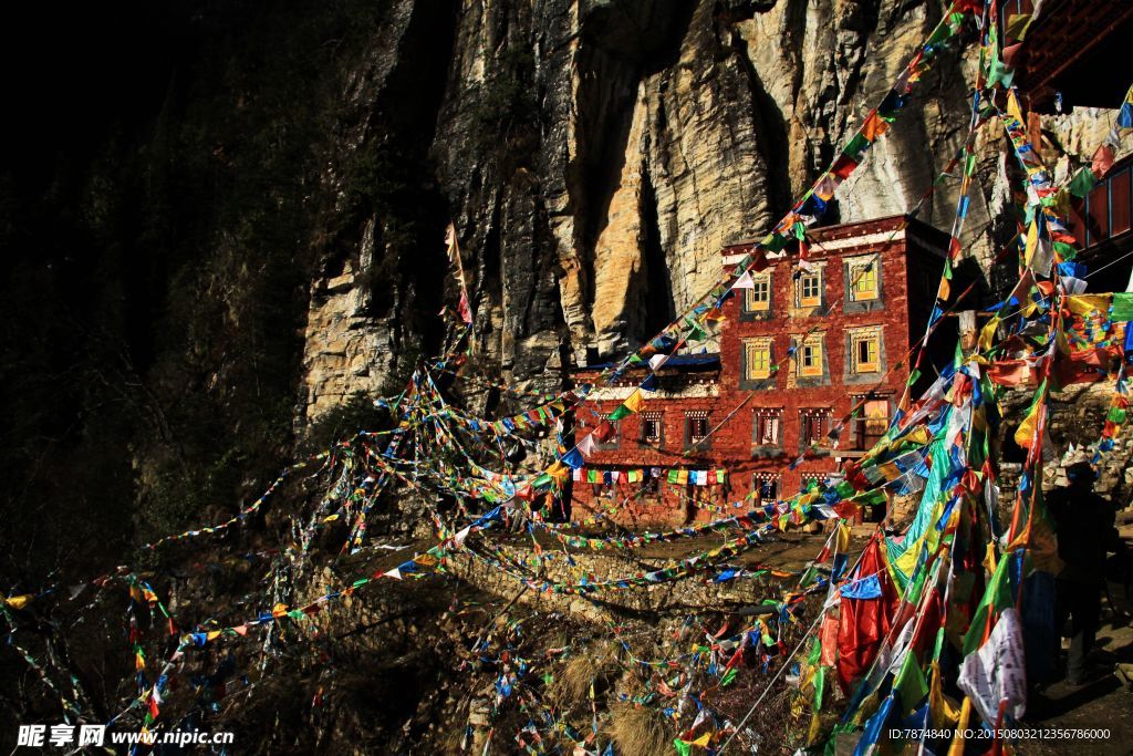 墨尔多神山