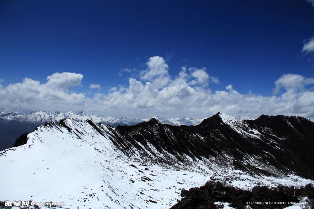 墨尔多神山