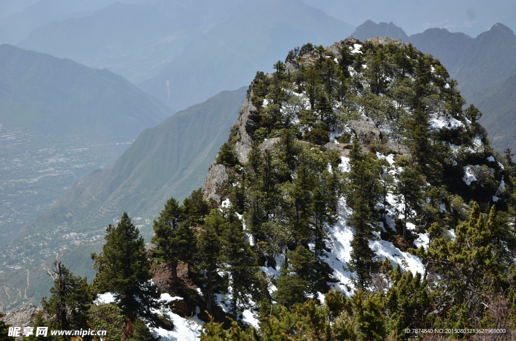 墨尔多神山