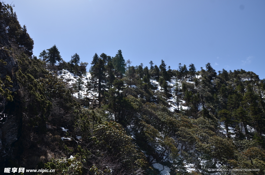 墨尔多神山