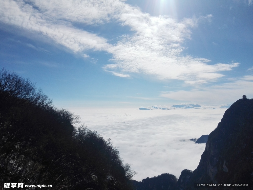 峨眉山