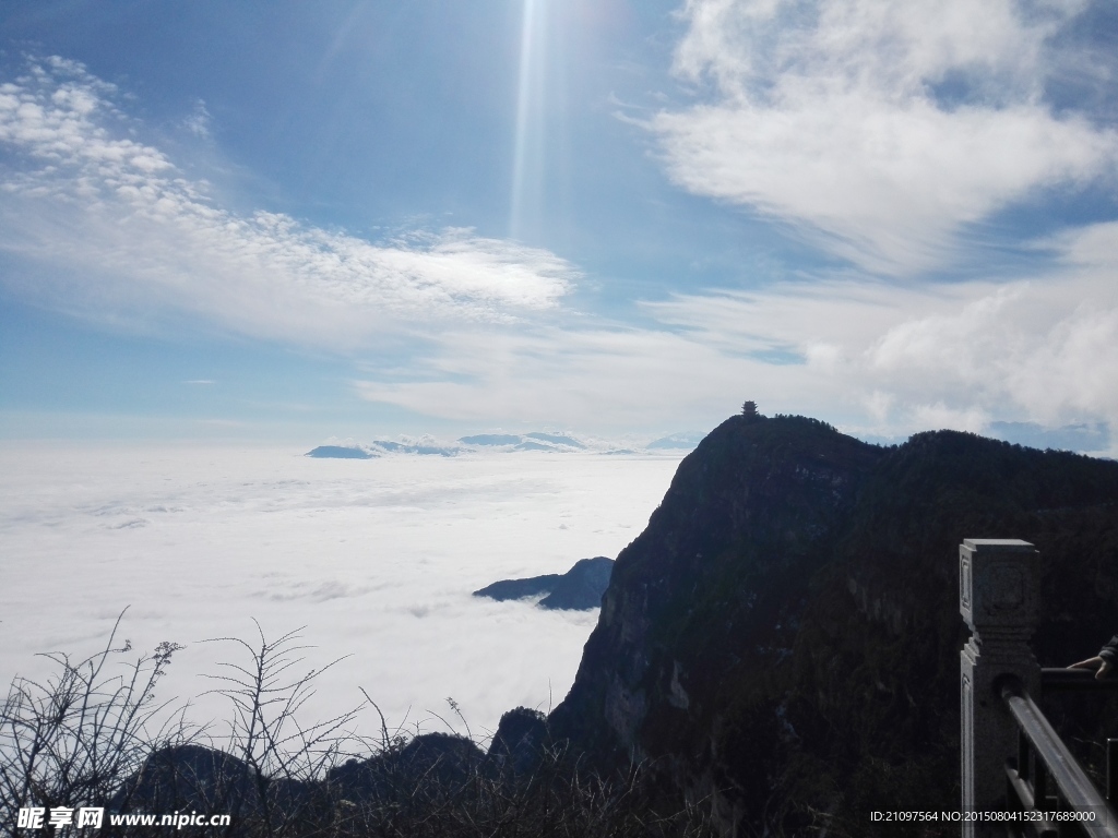 峨眉山