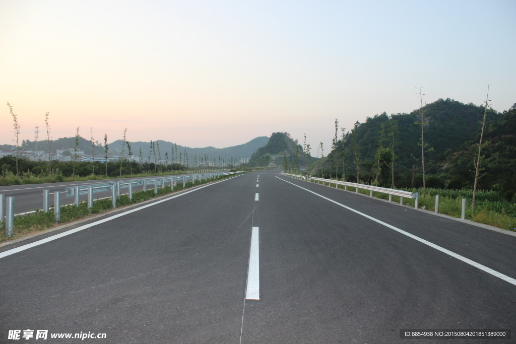 新马路