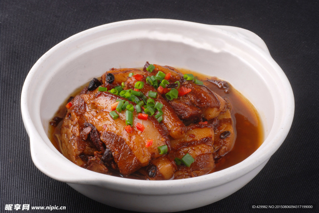 砂锅扣肉