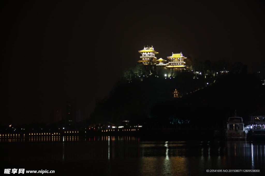 北固山夜景