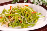 黄花菜炒银牙