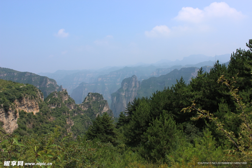 蓝天青山