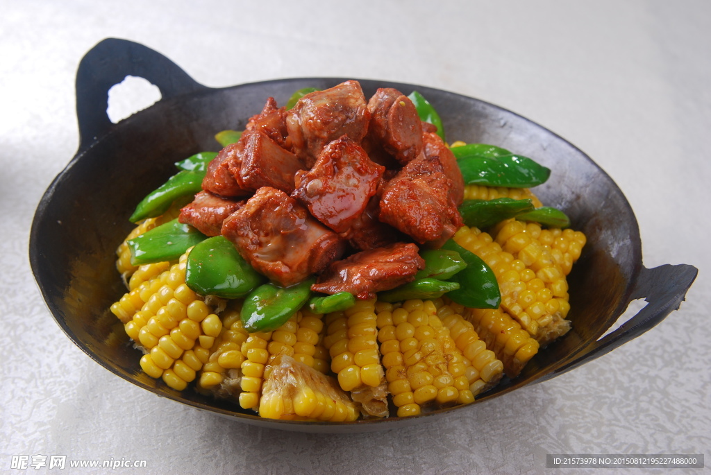 排骨炖玉米豆角