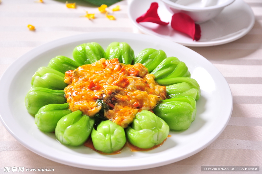 蟹粉扒菜心
