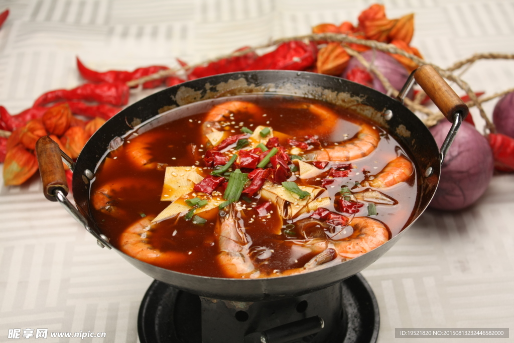 锅仔青虾豆腐