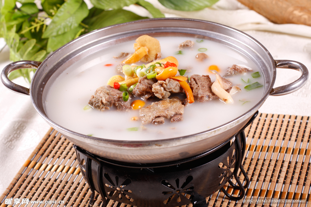 锅仔珍菌排骨