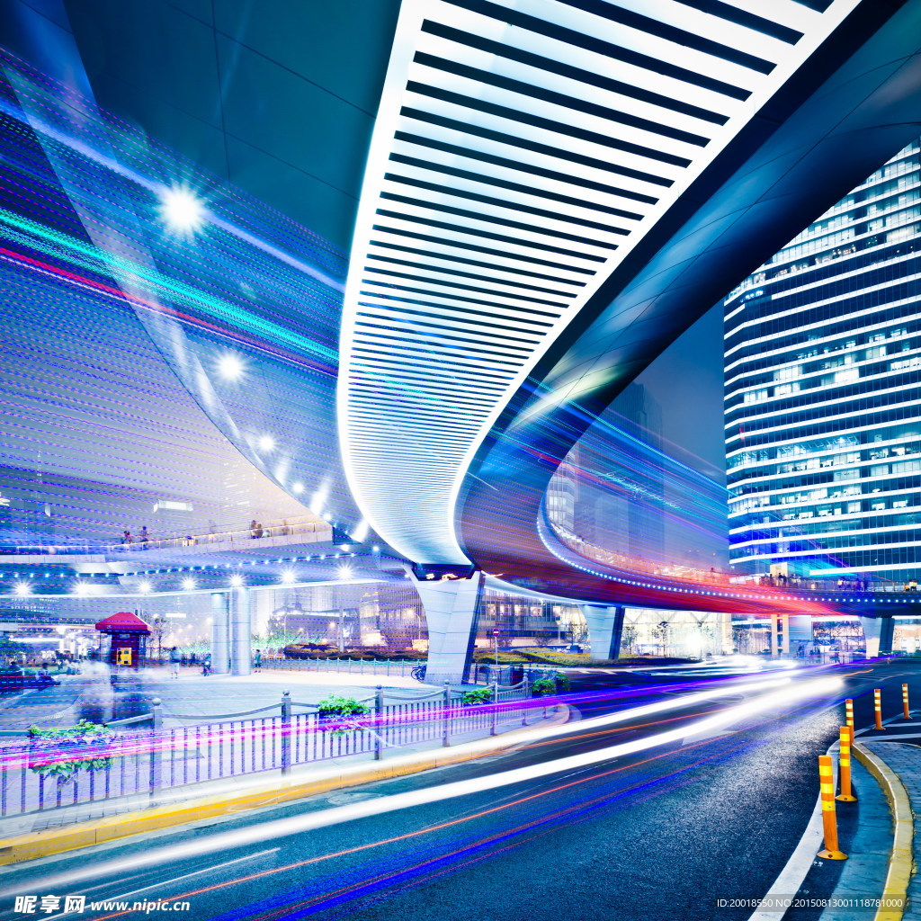 城市高架桥夜景