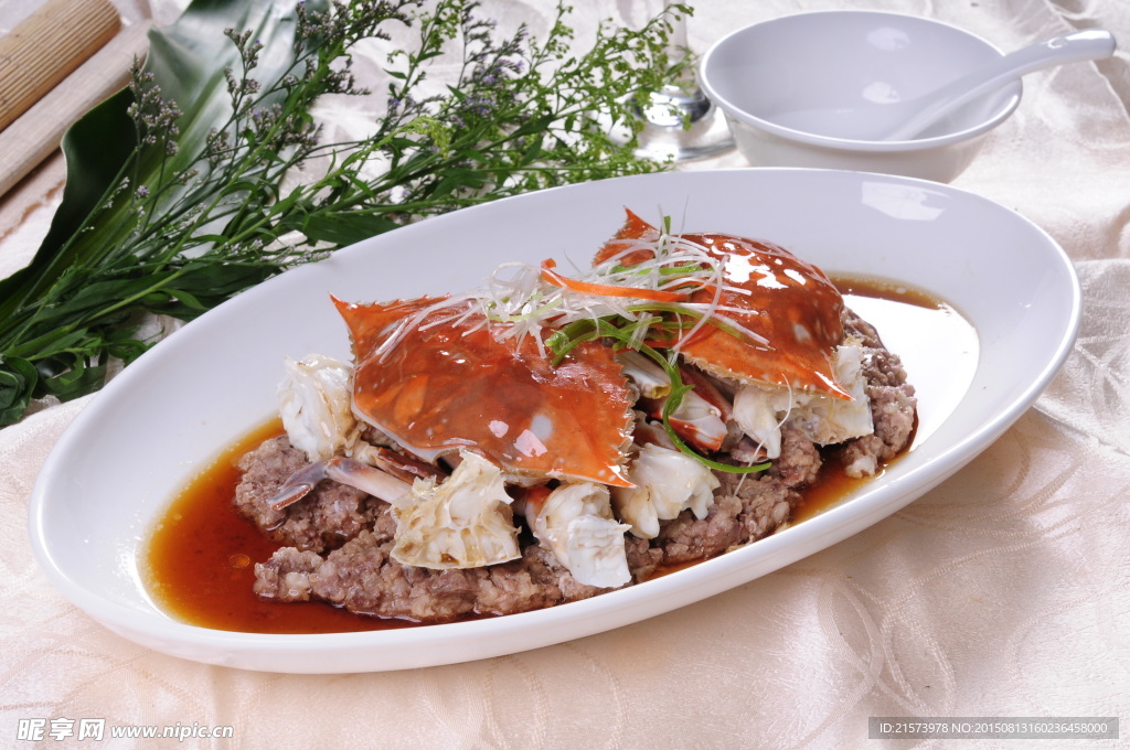 肉饼蒸蟹