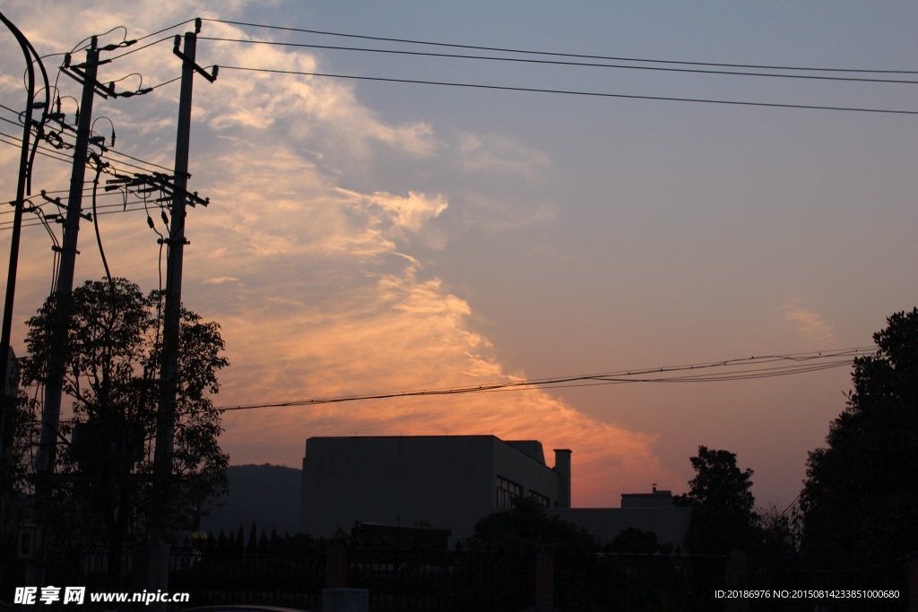 夕阳的天空