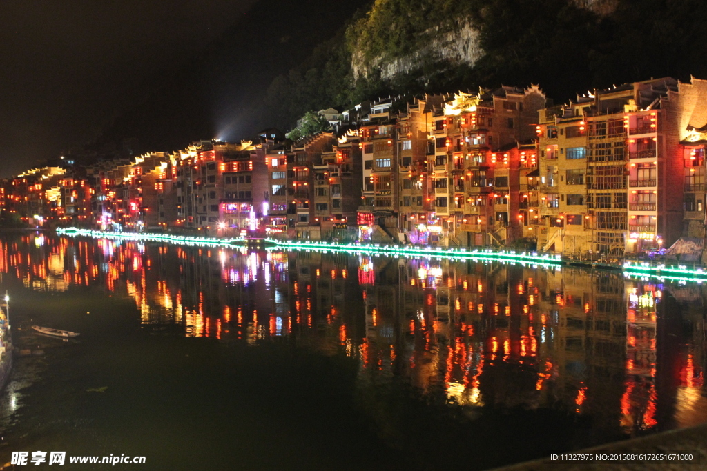 镇远古镇夜景