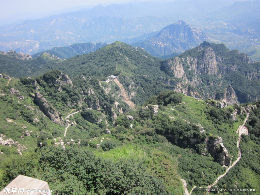 山峦