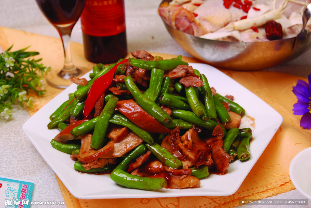 椒香素鸡烩劲肉