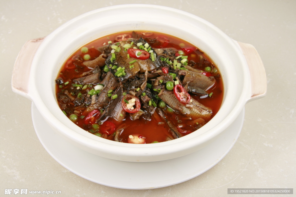 乡里酸菜炖黄鳝