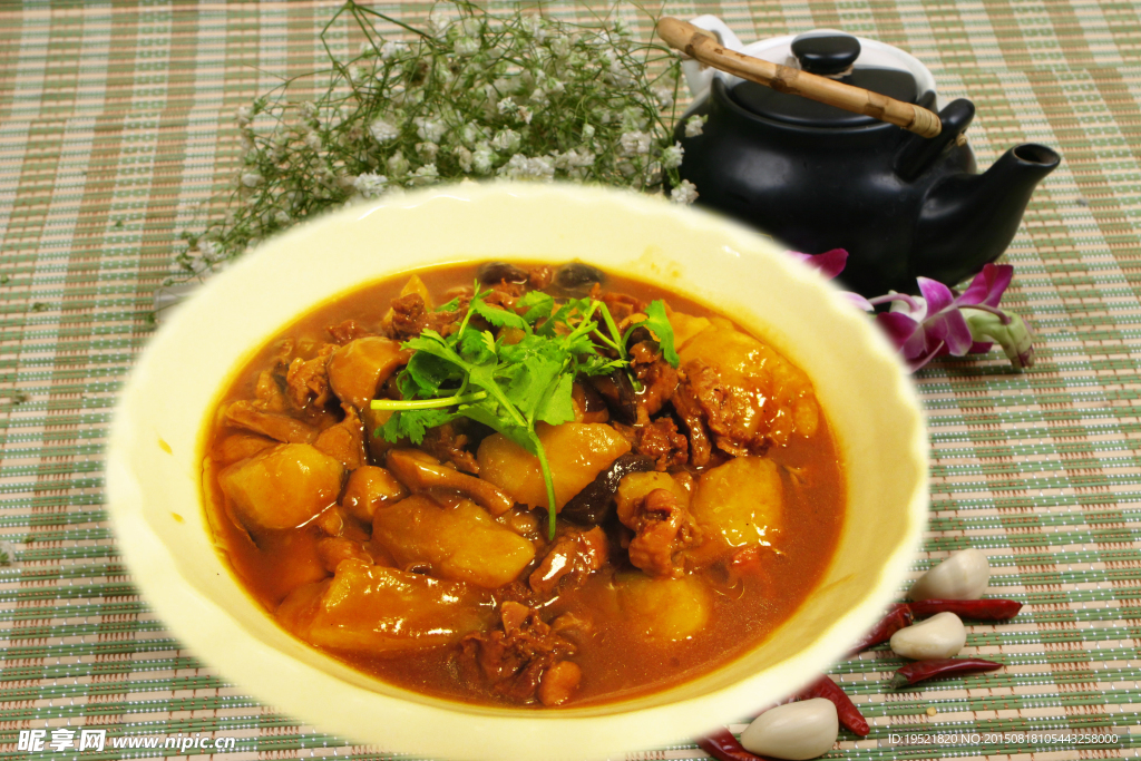 小鸡炖蘑菇土豆
