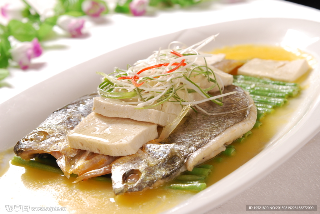过江黄鱼蒸干叶豆腐