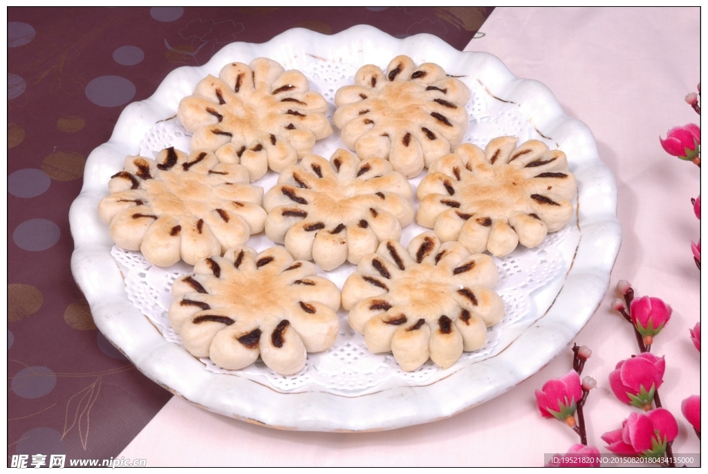 金钱倨饼
