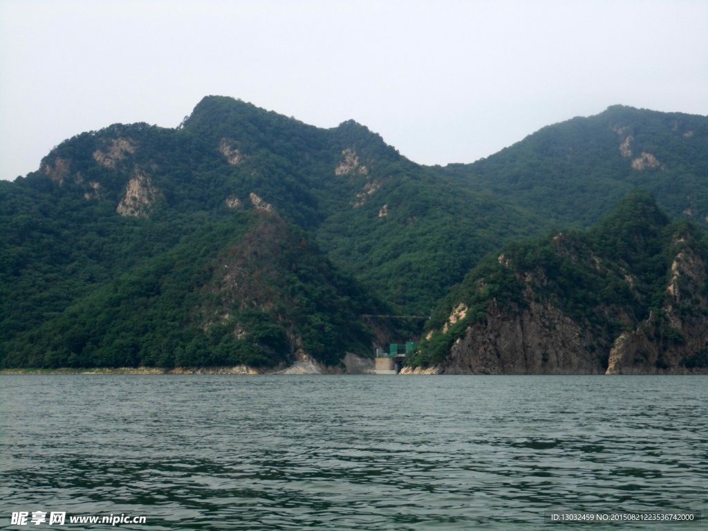 湖水