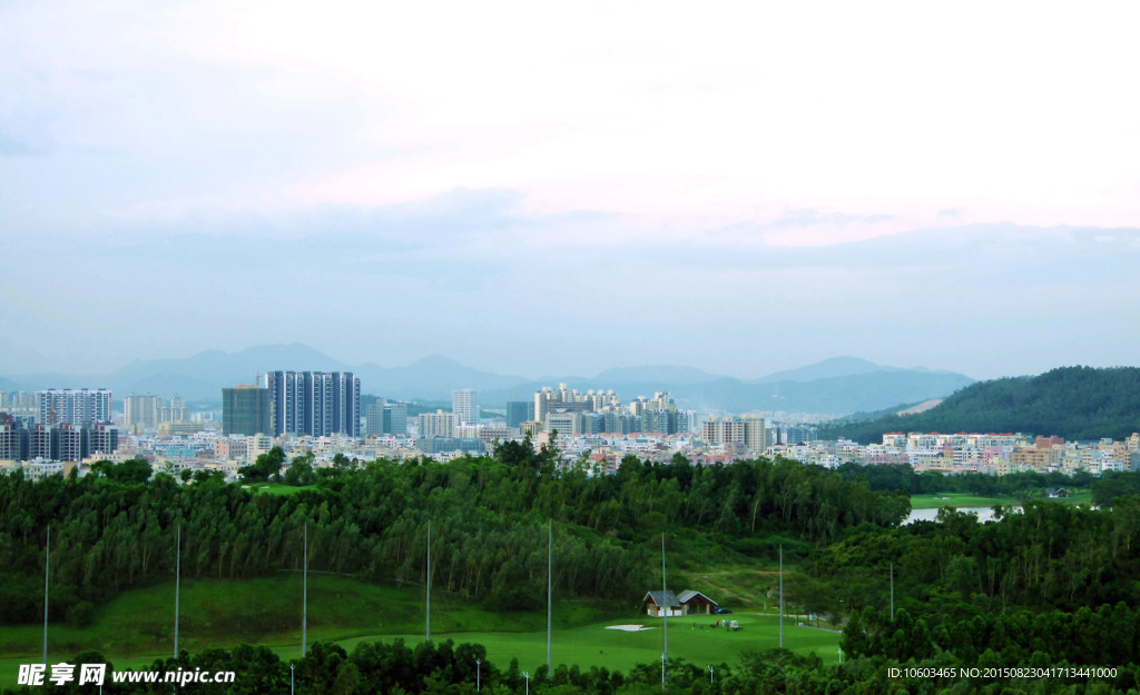 城市山水 山山水水