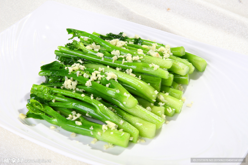 蒜茸菜心