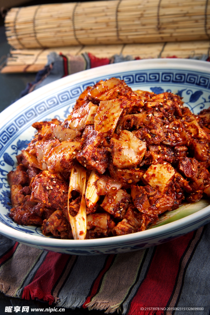 布衣椒麻鸡