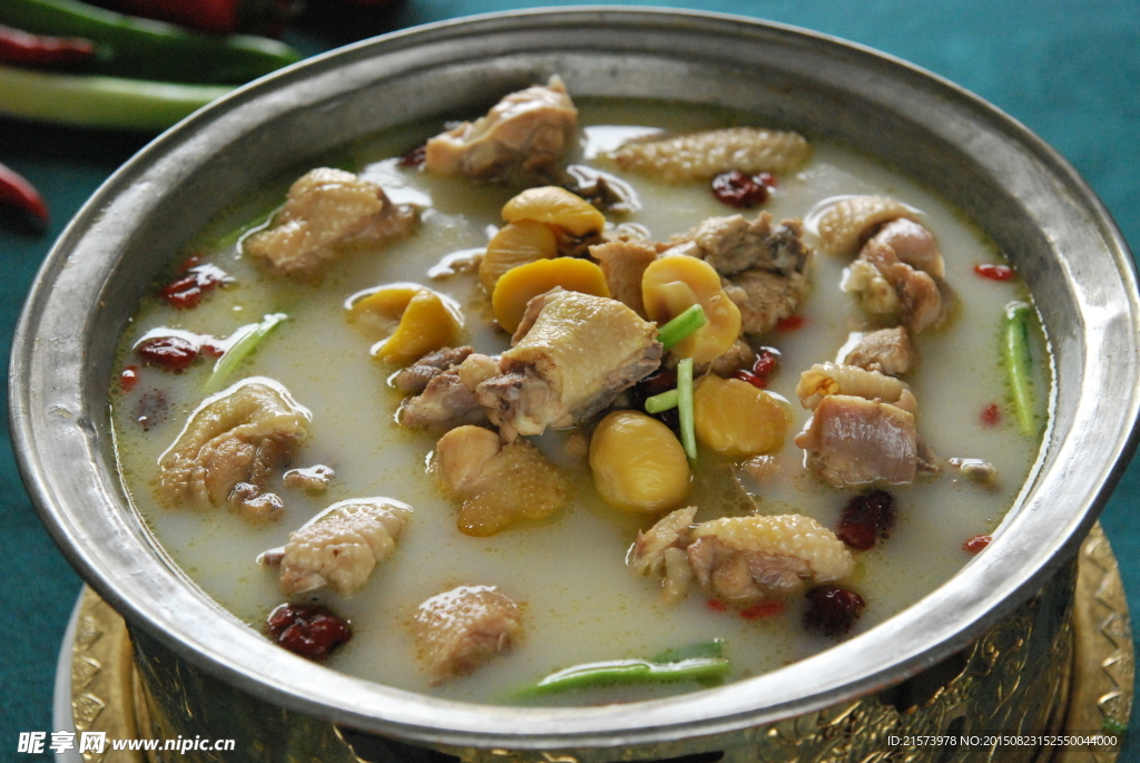 板栗土鸡锅