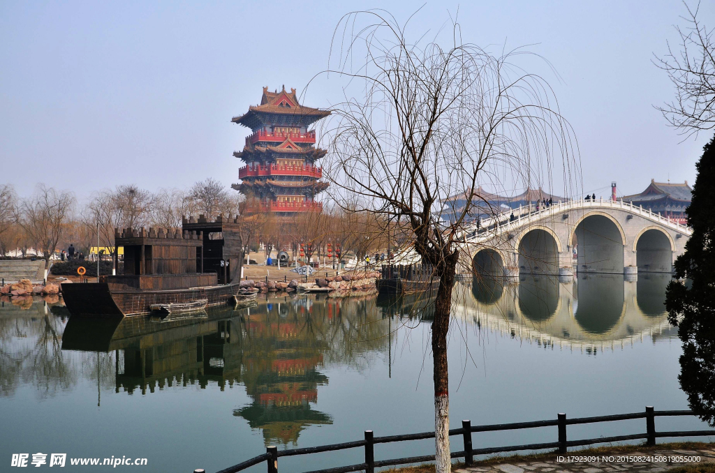 清明上河园