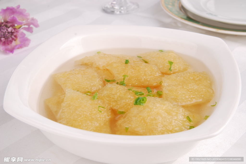 鸡汁烩肉皮