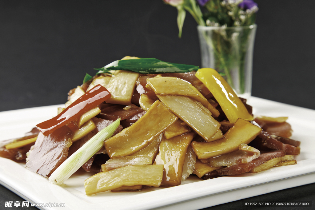 杏鲍菇风吹肉