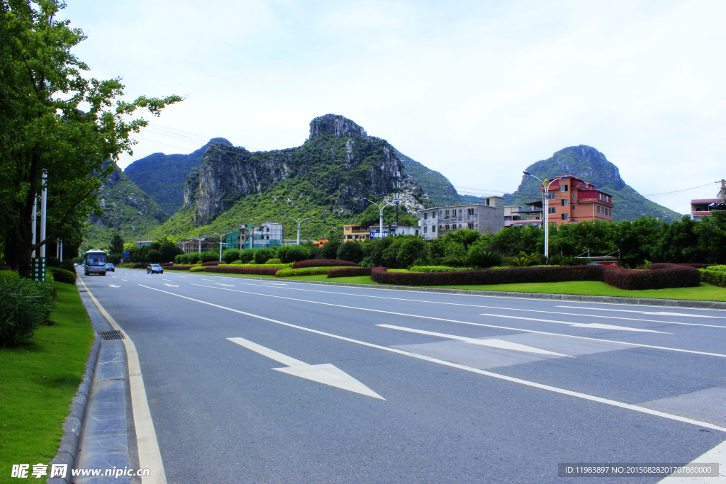 琴潭公路绿化景观